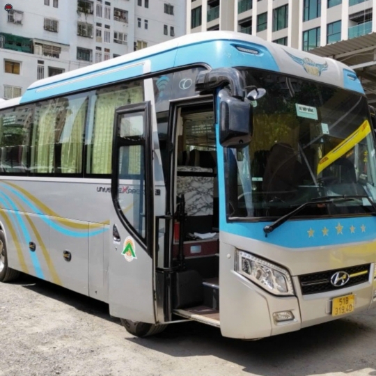 THUÊ XE 29 CHỖ (1)