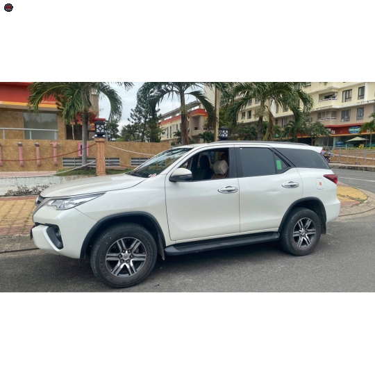 THUÊ XE 4 -7 CHỖ (9)
